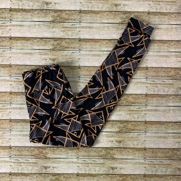 LuLaRoe Pants - LULAROE LEGGINGS NWOT OS